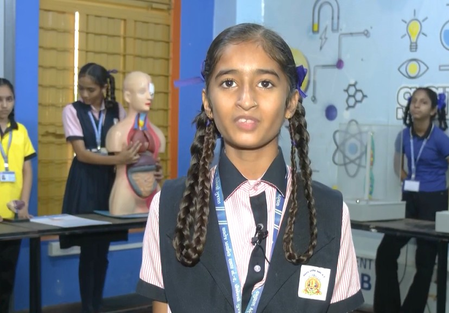 अहमदाबाद में आधुनिक सुविधाओं से लैस सरकारी स्कूल बने पहली पसंद, प्राइवेट स्कूल छोड़कर लिया एडमिशन अहमदाबाद में आधुनिक सुविधाओं से लैस सरकारी स्कूल बने पहली पसंद, प्राइवेट स्कूल छोड़कर लिया एडमिशन