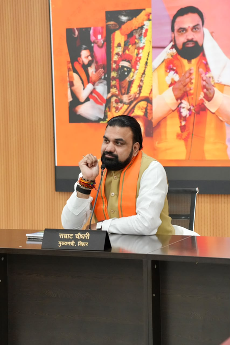 बिहार के पर्यटन स्थलों और उत्पादों को वैश्विक पहचान दिलाने में विदेश सेवा के अधिकारियों की भूमिका महत्वपूर्ण सीएम सम्राट चौधरी