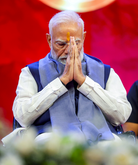 महर्षि वाल्मीकि की जयंती पर पीएम मोदी ने कहा- उनके सद्विचार भारतीय संस्कृति और विरासत के मूल तत्व