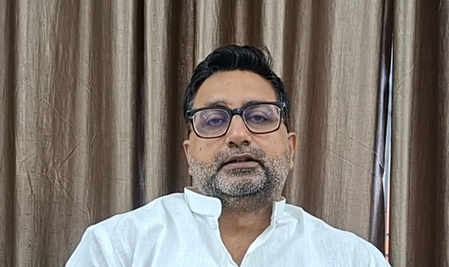 मल्लिकार्जुन खड़गे को अपने बयान के लिए माफी मांगनी चाहिए  दानिश अंसारी