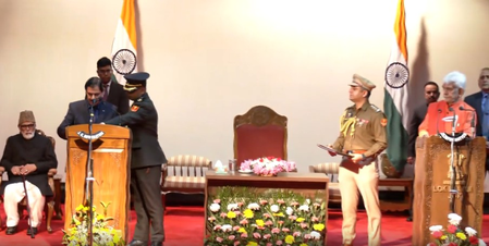 जम्मू-कश्मीर में उमर अब्दुल्ला कैबिनेट का विस्तार, उपराज्यपाल ने 4 नए मंत्रियों को दिलाई शपथ