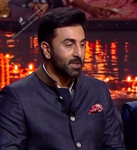 Ranbir Kapoor recalls Amitabh Bachchan’s ‘aura’ on ‘Ajooba’ sets, says he couldn’t look into eyes of Big B & Rishi Kapoor