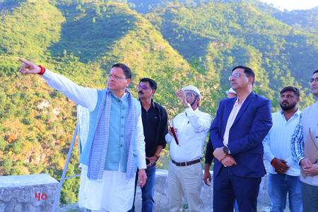 उत्तराखंड ‎मुख्यमंत्री ने श्रीनगर-देवप्रयाग राष्ट्रीय राजमार्ग पर पहाड़ी के उपचारात्मक कार्यों का किया निरीक्षण