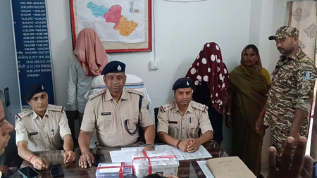 गिरिडीह में युवती की हत्या कर शव रेलवे ट्रैक पर फेंका, आरोपी प्रेमी और उसकी पत्नी गिरफ्तार