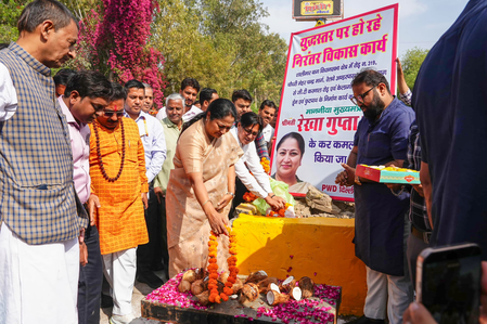 दिल्ली को जलभराव से मिलेगी मुक्ति, सीएम रेखा गुप्ता ने ड्रेनेज रीमॉडलिंग की शुरुआत की