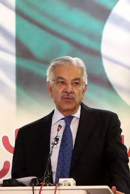 क्या अफगानिस्तान के खिलाफ जंग छेड़ेगा पाकिस्तान? रक्षा मंत्री ख्वाजा आसिफ ने फिर दी युद्ध की चेतावनी क्या अफगानिस्तान के खिलाफ जंग छेड़ेगा पाकिस्तान? रक्षा मंत्री ख्वाजा आसिफ ने फिर दी युद्ध की चेतावनी