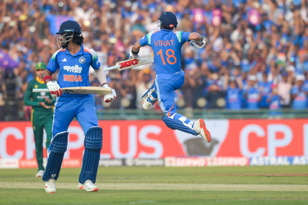 रायपुर वनडे  टीम इंडिया ने सीरीज बचाने के लिए साउथ अफ्रीका को दिया 359 रनों का टारगेट