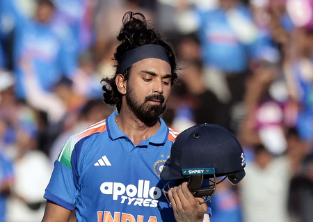 भारत बनाम न्यूजीलैंड: नाबाद शतकीय पारी के साथ इतिहास रच गए केएल राहुल भारत बनाम न्यूजीलैंड: नाबाद शतकीय पारी के साथ इतिहास रच गए केएल राहुल