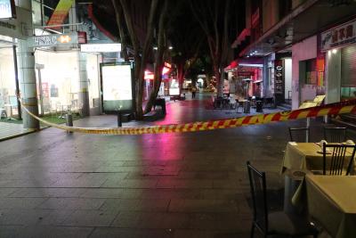 Australia: Man charged after allegedly assaulting police officer in Brisbane Australia: Man charged after allegedly assaulting police officer in Brisbane