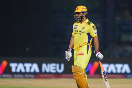 आईपीएल 2026 धोनी समेत चेन्नई सुपर किंग्स के खिलाड़ियों ने शुरू की ट्रेनिंग