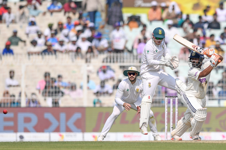 भारत बनाम साउथ अफ्रीका  ऋषभ पंत ने रचा इतिहास, टेस्ट में सर्वाधिक छक्के लगाने वाले भारतीय बने