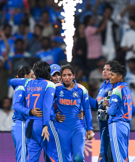 टी20 वर्ल्ड कप फाइनल भारतीय महिला टीम ने बढ़ाया टीम इंडिया का हौसला