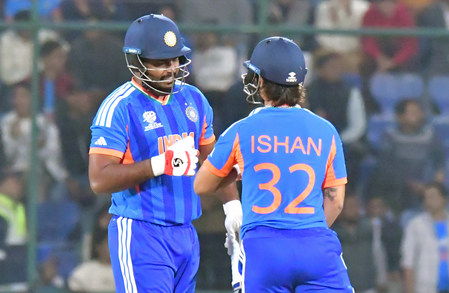 टी20 वर्ल्ड कप: ईशान-पंड्या के तूफानी अर्धशतक, नामीबिया को मिला 210 रन का टारगेट