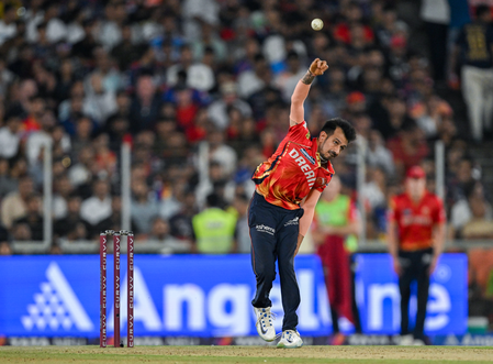 आईपीएल इतिहास में सबसे ज्यादा विकेट लेने वाले 5 गेंदबाज