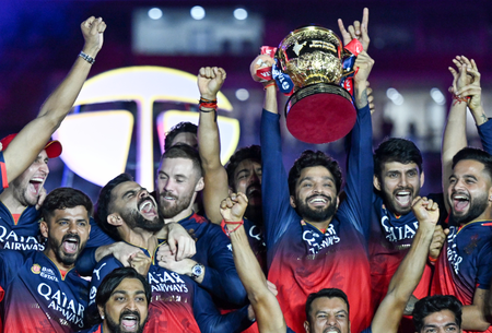 आईपीएल 2026 चिन्नास्वामी स्टेडियम में खेले जाएंगे 5 मुकाबले, रायपुर में होंगे 2 मैच