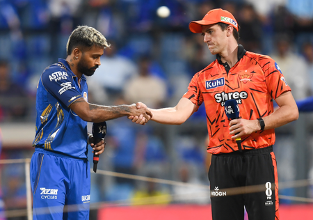 आईपीएल 2026 एसआरएच के खिलाफ टॉस जीतकर एमआई ने बल्लेबाजी चुनी, दोनों टीमों में बदलाव