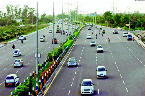 ट्रैफिक एडवाइजरी दिल्ली में इन रास्तों पर रहेगी पाबंदी, पहले से बना लें योजना