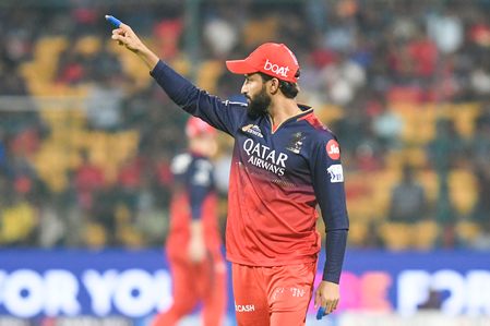 आईपीएल 2026 एसआरएच के खिलाफ आरसीबी ने टॉस जीतकर चुनी गेंदबाजी, डफी-अभिनंदन का डेब्यू