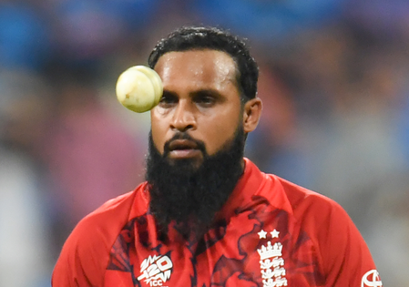 टी20 वर्ल्ड कप: सेमीफाइनल में आदिल रशीद का निराशाजनक प्रदर्शन, नाम जुड़ा शर्मनाक रिकॉर्ड