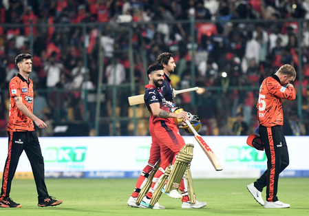 आईपीएल 2026  एसआरएच के खिलाफ जीत के साथ आरसीबी ने रचा इतिहास, आरआर का तोड़ा रिकॉर्ड