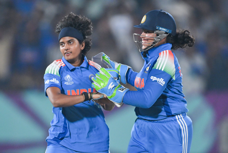 दिल्ली कैपिटल्स में वापसी पर बेहद खुश श्री चरणी, बताया- घर जैसा अनुभव