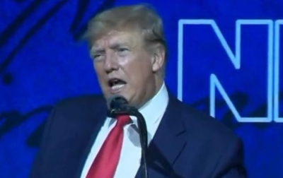 अमेरिका में एसएनएपी कटौती मामले में सुप्रीम कोर्ट से ट्रंप को मिली राहत, 4.2 करोड़ गरीबों के खाने पर संकट अमेरिका में एसएनएपी कटौती मामले में सुप्रीम कोर्ट से ट्रंप को मिली राहत, 4.2 करोड़ गरीबों के खाने पर संकट