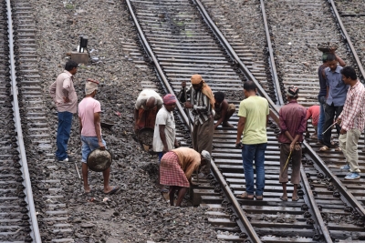 कैबिनेट ने 10,021 करोड़ रुपए की 5 मल्टीट्रैकिंग प्रोजेक्ट्स को दी मंजूरी, तमिलनाडु से तेलंगाना तक बढ़ेगी रेलवे कनेक्टिविटी