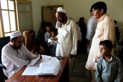 पाकिस्तान की अफगान निर्वासन नीति पर वैश्विक आलोचना तेज रिपोर्ट