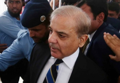 क्या पुतिन ने शहबाज शरीफ को 40 मिनट तक करवाया इंतजार? जानें क्या है खबर की सच्चाई क्या पुतिन ने शहबाज शरीफ को 40 मिनट तक करवाया इंतजार? जानें क्या है खबर की सच्चाई