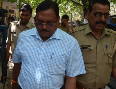 यादव सिंह प्रकरण: केबलिंग घोटाले में CBI का फिर शिकंजा, नोएडा अथॉरिटी के 3 बड़े अधिकारी फंसने की कगार पर