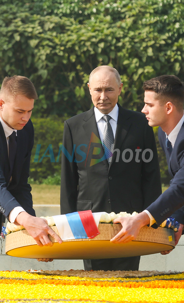 Russian President Putin Pays Tribute at Rajghat