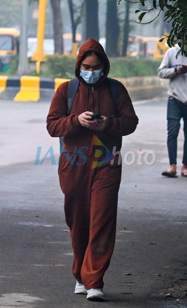 Cold Weather Grips Capital in New Delhi