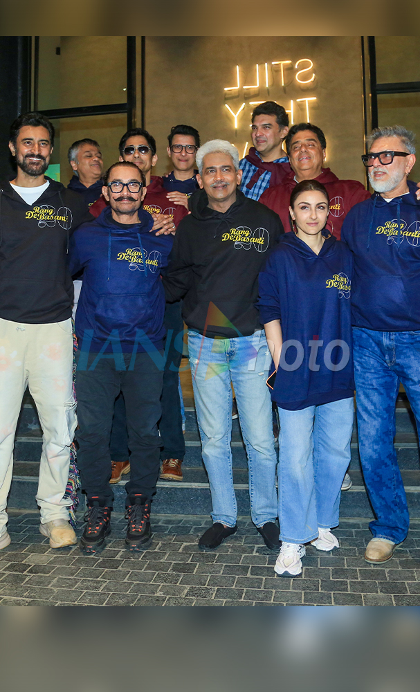 Celebs attend Rang De Basanti 20-year screening