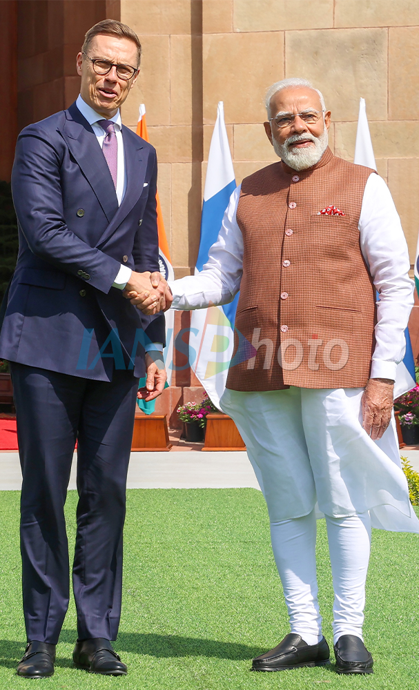 PM Modi receives Finland President at Hyderabad House