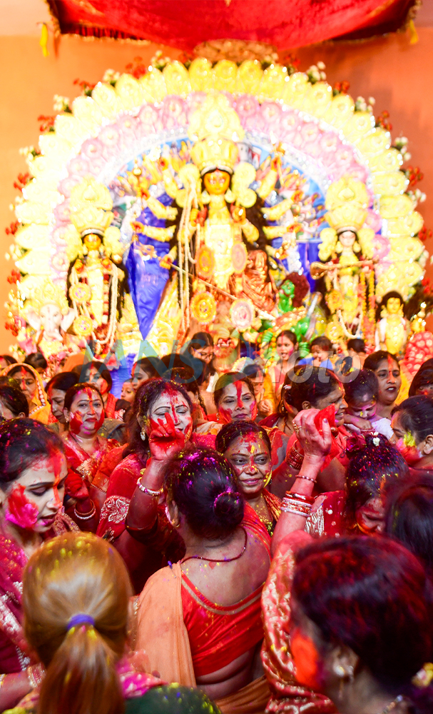 Sindoor Khela celebrations in Patna