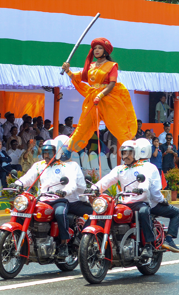 I-Day celebrations at Red Road in Kolkata, West Bengal