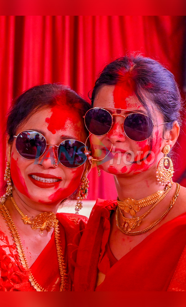Women Celebrate Sindoor Khela on the Final Day of Durga Puja