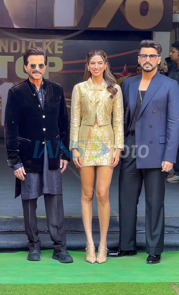 Celebrities On The Sets Of Star Plus India Ke Top 1%